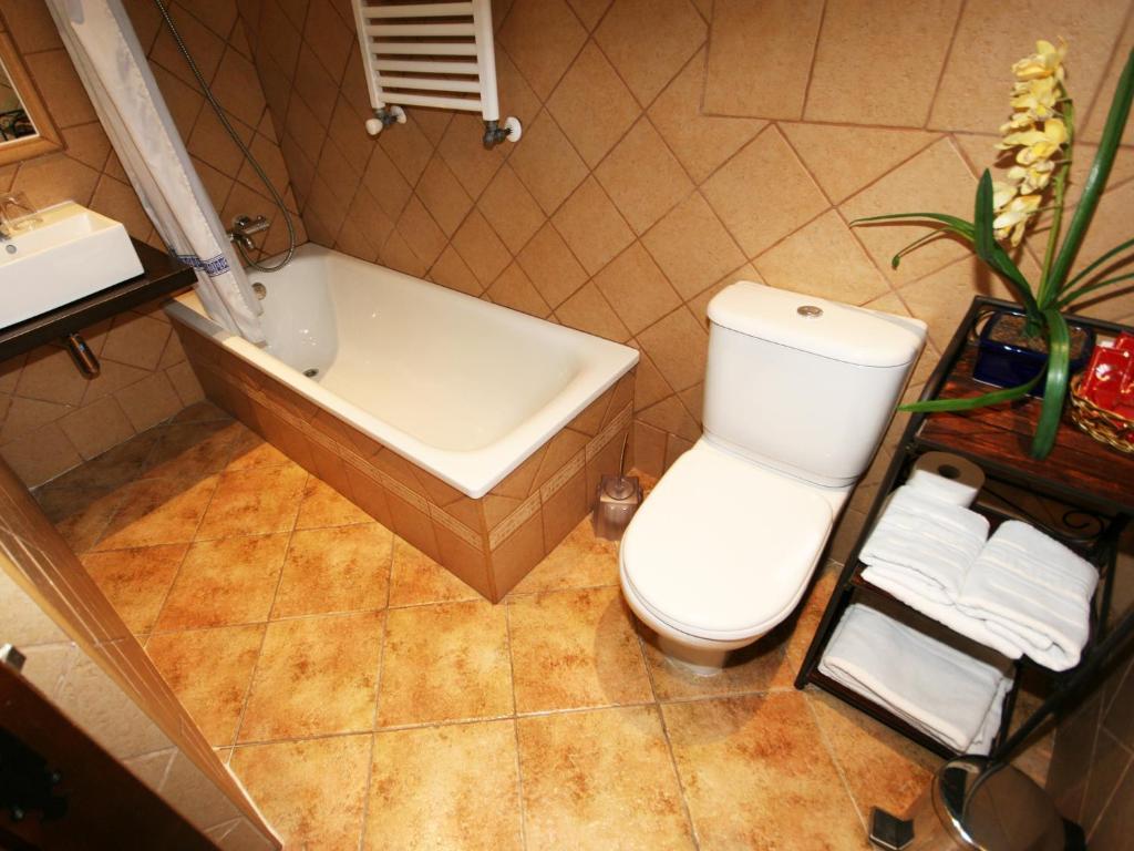 Double or Twin Room,997422864:JPEG